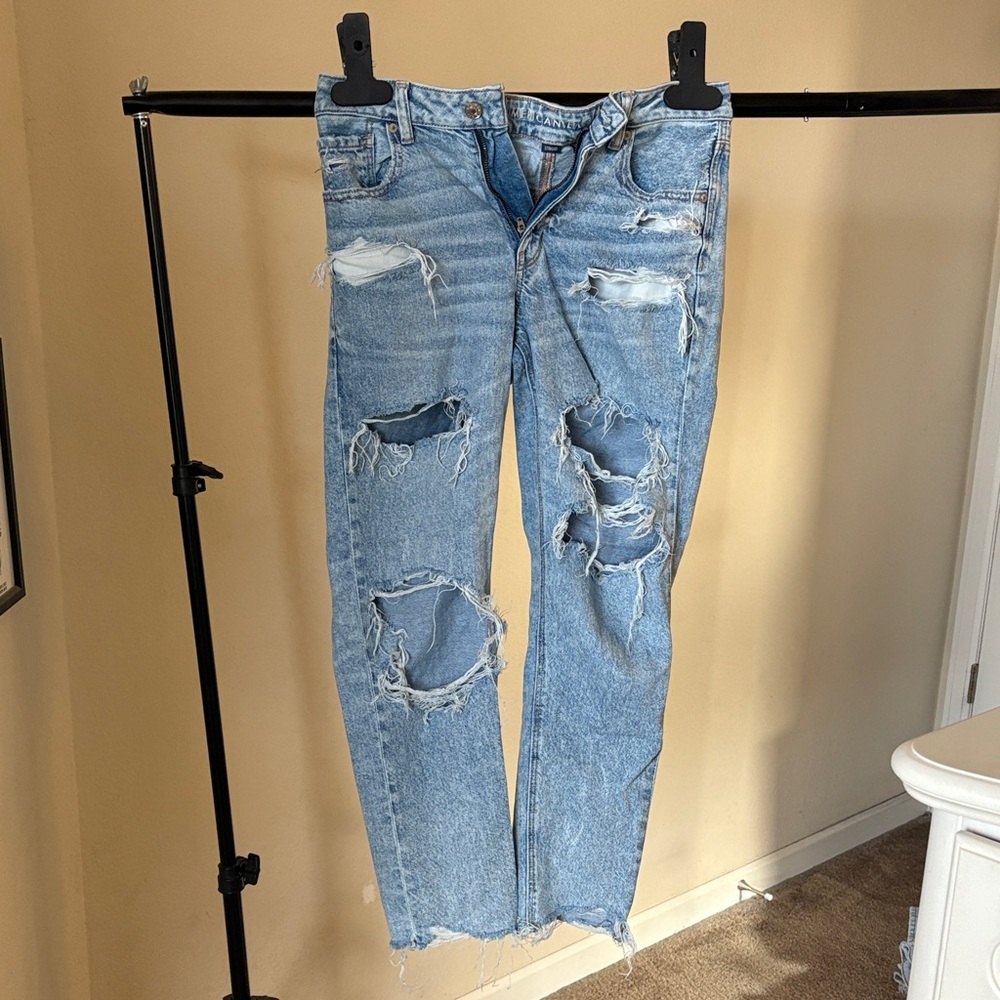 American Eagle Outfitters Distressed Blue Women's Jeans